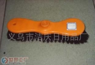 批發(fā)掃把(圖)價(jià)格與廠家在日用品批發(fā)市場應(yīng)用？